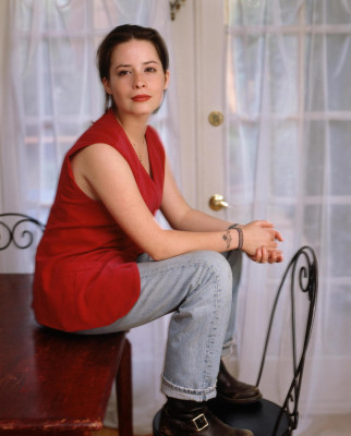 Holly Marie Combs pic #186246