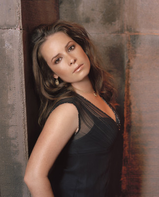 Holly Marie Combs pic #35133