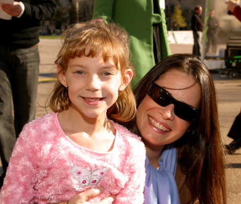 Holly Marie Combs pic #72096