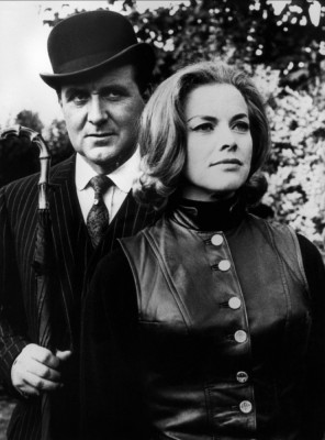 Honor Blackman pic #363115