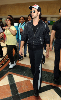 Hrithik Roshan pic #430445