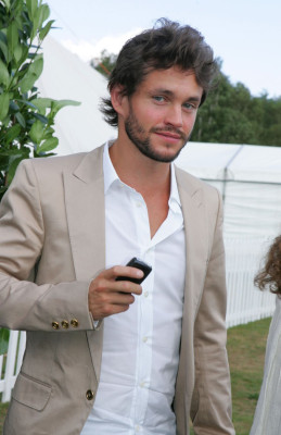 photo 20 in Hugh Dancy gallery [id154511] 2009-05-13 00:00:00