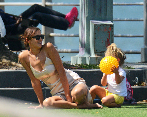 Irina Sheik pic #1234063