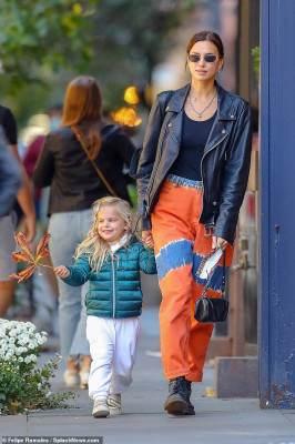 Irina Sheik pic #1237509