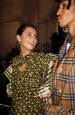 Iris Law pic #993484