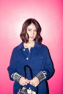 Iris Law pic #922484