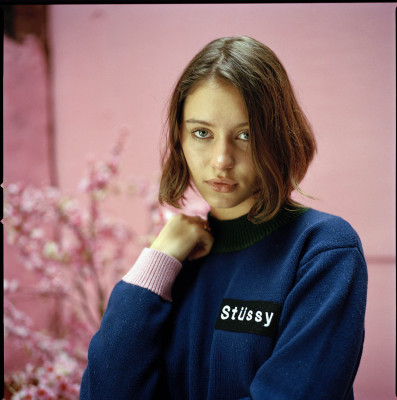 Iris Law pic #922481