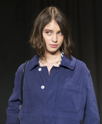 Iris Law pic #917444