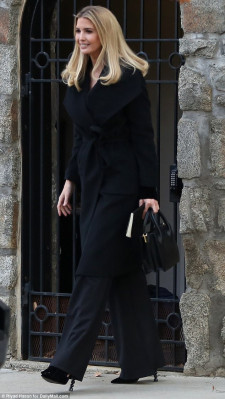 Ivanka Trump pic #1114375