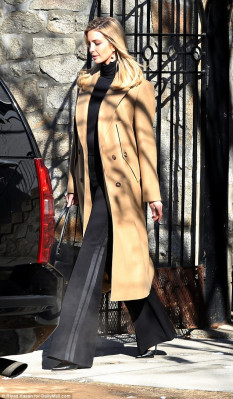 Ivanka Trump pic #1000892