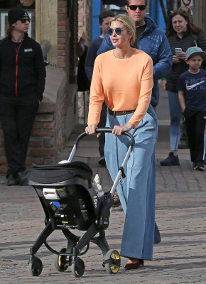 Ivanka Trump pic #947400