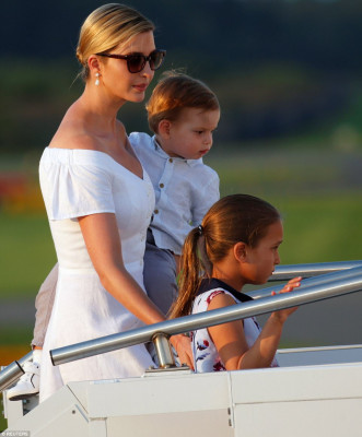 Ivanka Trump pic #958309
