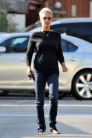 Jamie Lee Curtis pic #520624