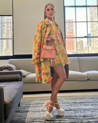 Jennifer Lopez pic #1303775