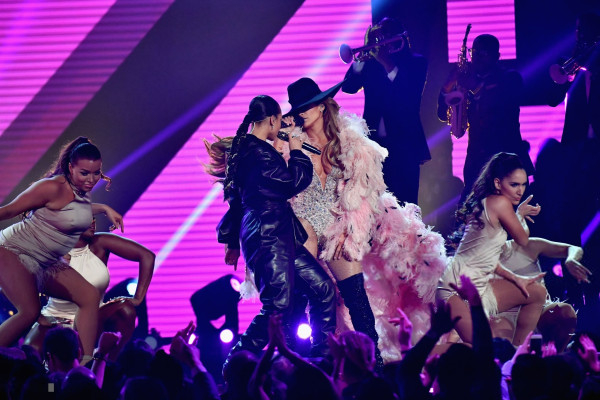 Jennifer Lopez pic #1105635