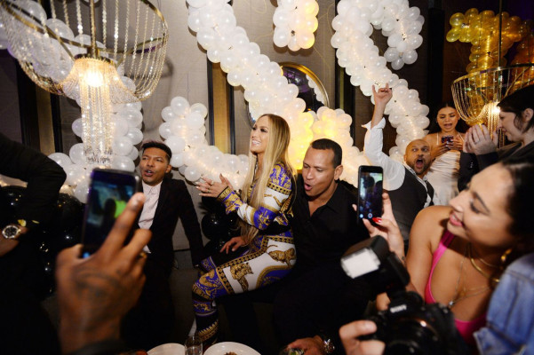 Jennifer Lopez pic #1060435