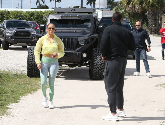Jennifer Lopez pic #1110985