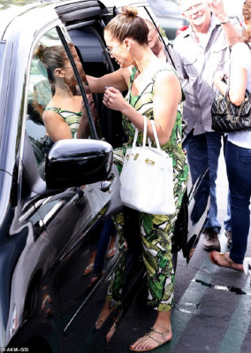 Jennifer Lopez pic #615010
