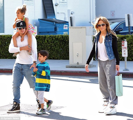 Jennifer Lopez pic #688598