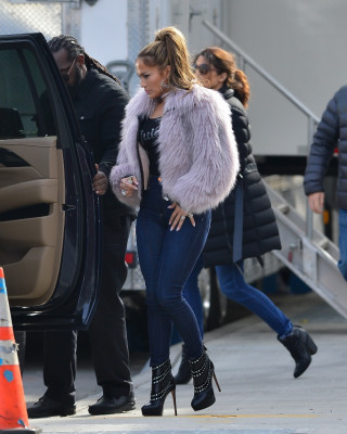 Jennifer Lopez pic #1119822