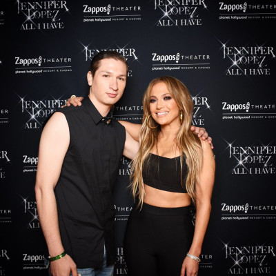 Jennifer Lopez pic #1025429