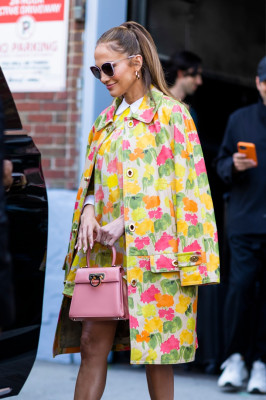Jennifer Lopez pic #1306090