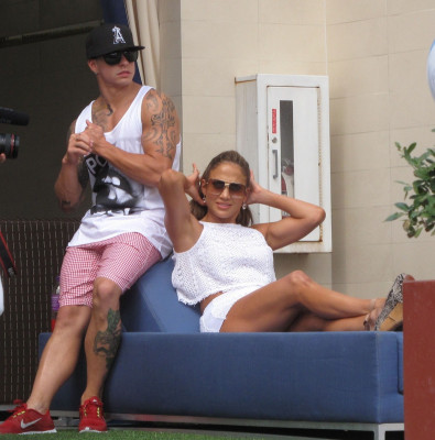 Jennifer Lopez pic #525983
