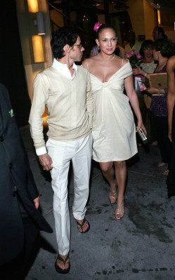 Jennifer Lopez pic #272036