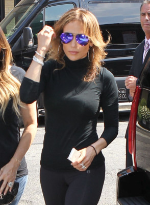 Jennifer Lopez pic #729492