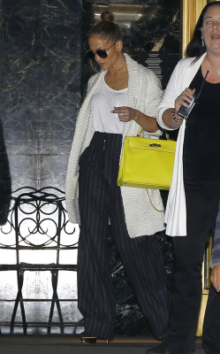Jennifer Lopez pic #900043