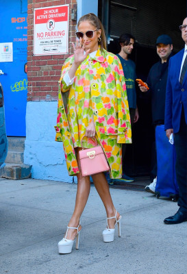 Jennifer Lopez pic #1306844