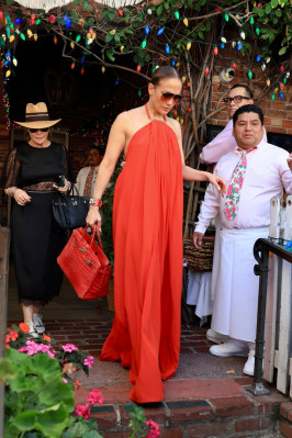 Jennifer Lopez pic #1335630