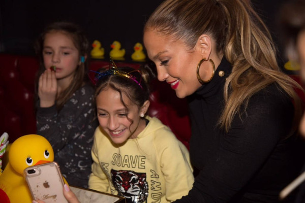 Jennifer Lopez pic #1017559