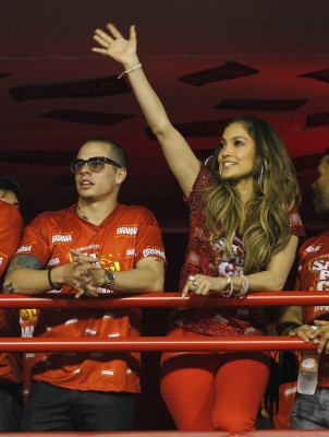 Jennifer Lopez pic #450056