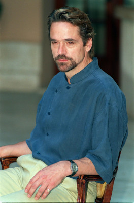 photo 29 in Jeremy Irons gallery [id188138] 2009-10-08 00:00:00