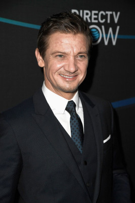 Jeremy Renner pic #915866
