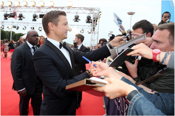 Jeremy Renner pic #530176