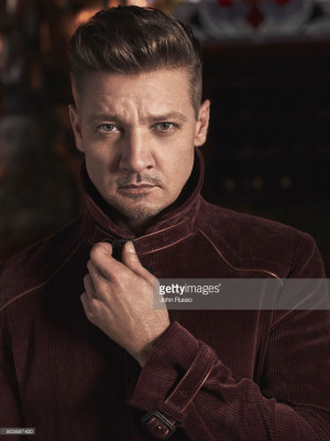 Jeremy Renner pic #1022043