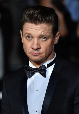 Jeremy Renner pic #936049