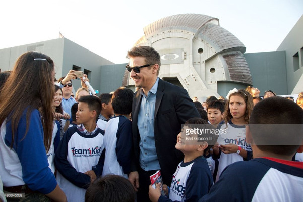 Jeremy Renner pic #809061