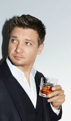 Jeremy Renner pic #809064