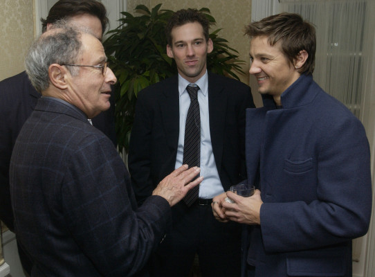 Jeremy Renner pic #591788