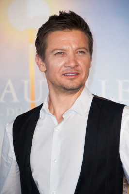 Jeremy Renner pic #530171