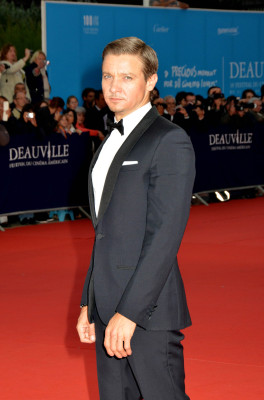 Jeremy Renner pic #588263