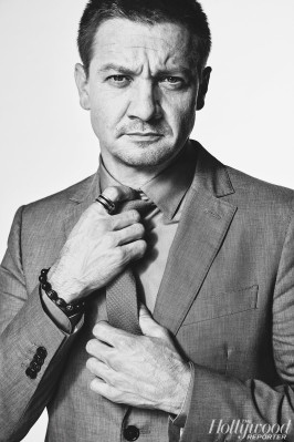 Jeremy Renner pic #925861