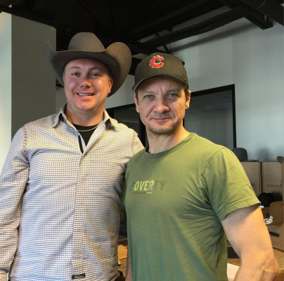 Jeremy Renner pic #925344