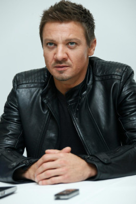 Jeremy Renner pic #769310