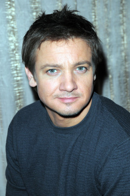 Jeremy Renner pic #430658