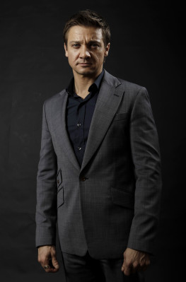 Jeremy Renner pic #395448