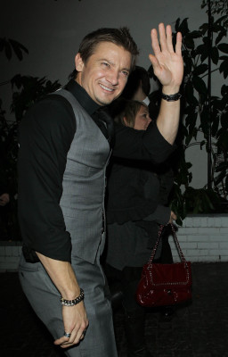 Jeremy Renner pic #367149